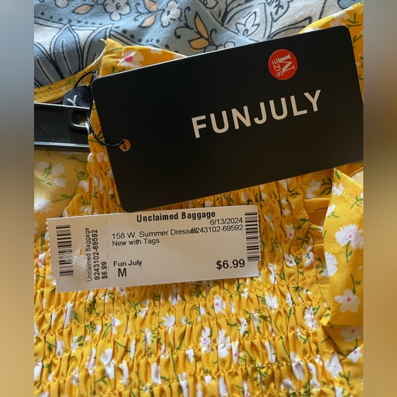 Fun July Summer Dress Sz Medium - Picture 2 of 3